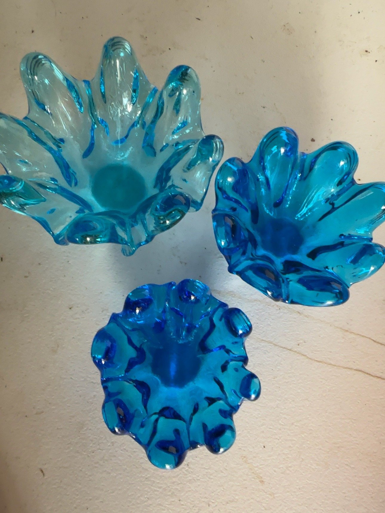 Vintage Blue Art Glass Flower Bowls Set of 3 Ruffled Floral Dishes - Image 2