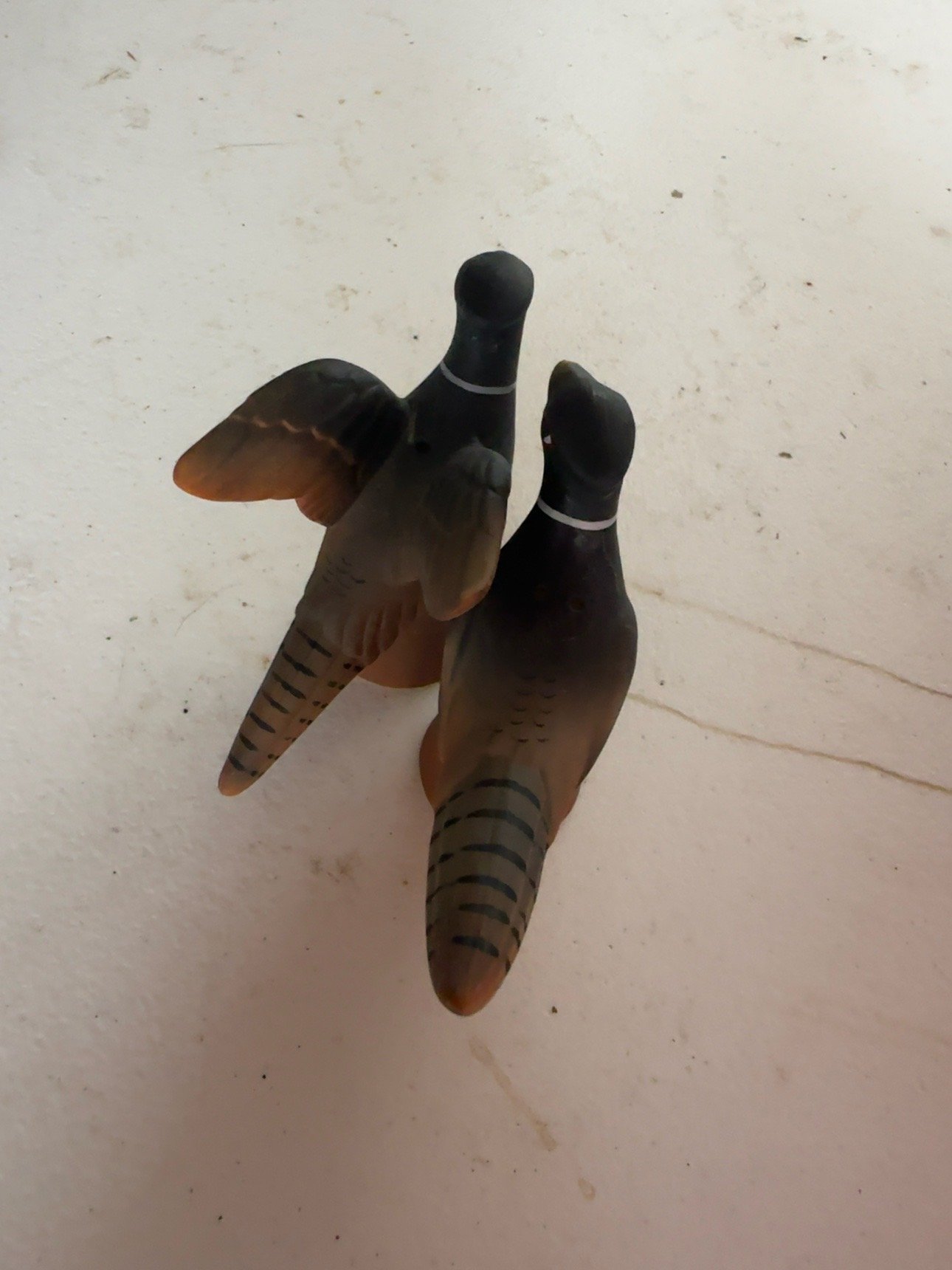 Vintage Wooden pheasant Salt & Pepper Shakers Set - Image 3