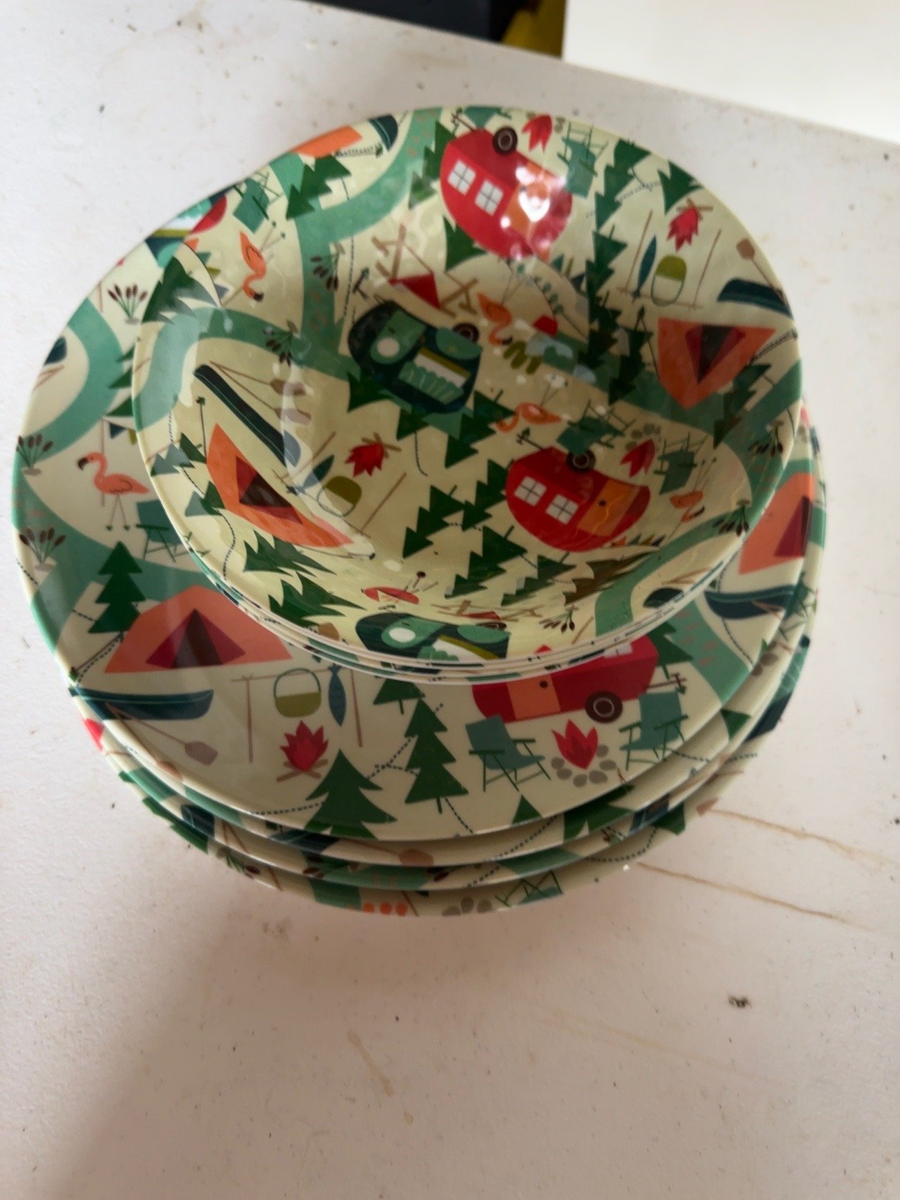 Retro Camper & Camping Dinnerware Set – 4 Plates & 4 Bowls - Image 2