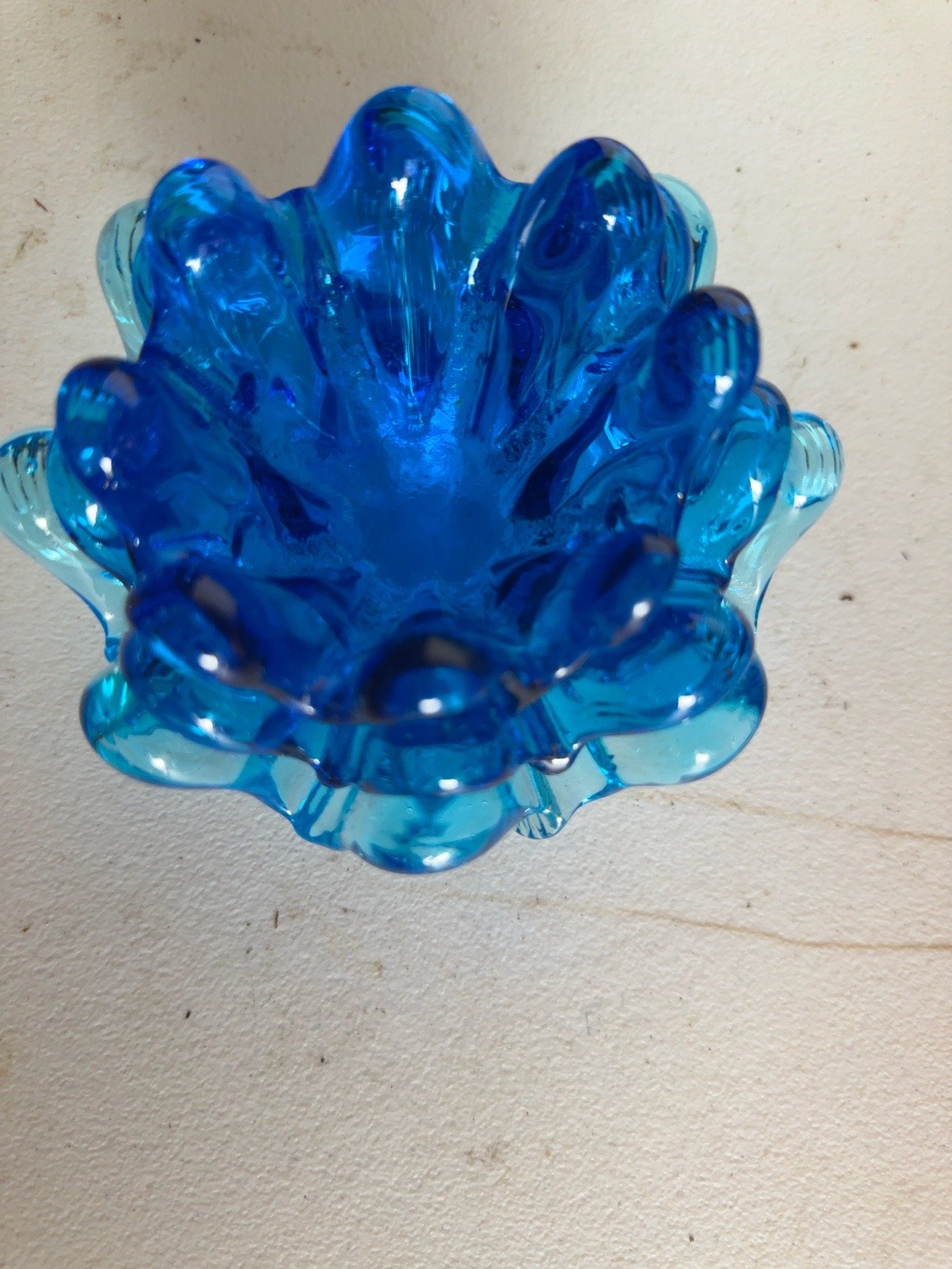 Vintage Blue Art Glass Flower Bowls Set of 3 Ruffled Floral Dishes - Image 5