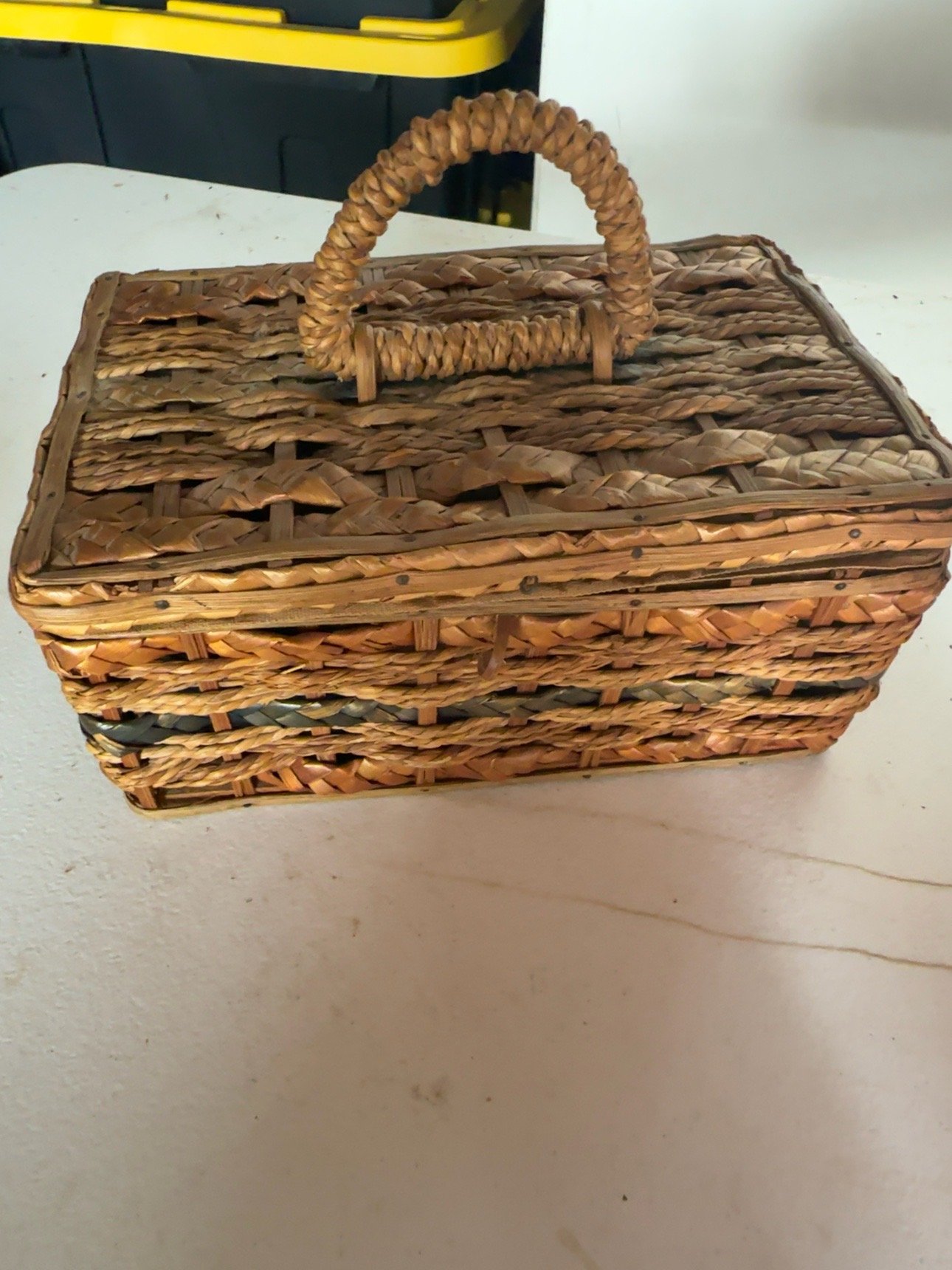 Vintage Woven Rattan Basket Storage Box Hinged Lid Braided Handle - Image 5
