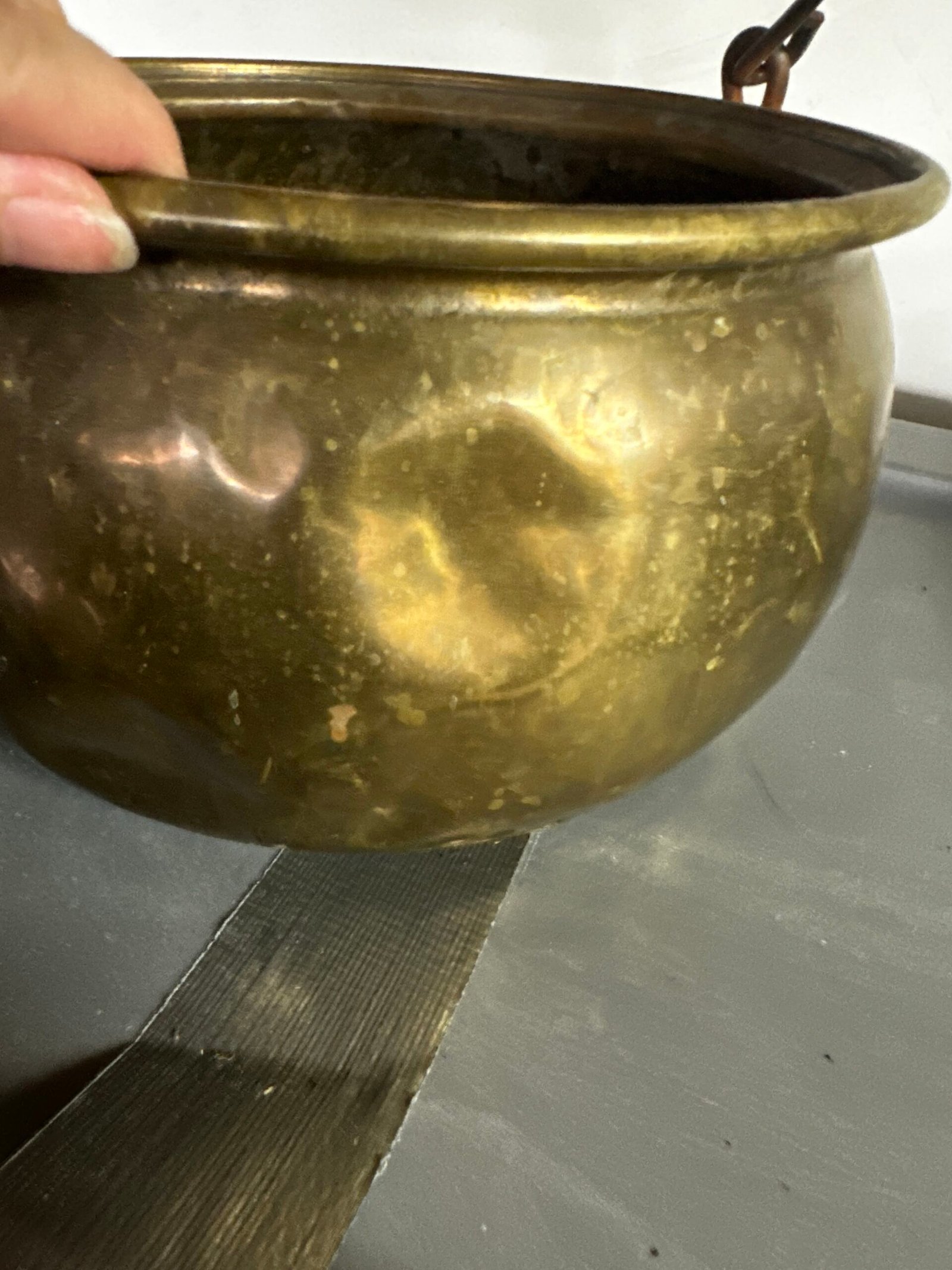 Antique Brass Handled Cauldron – Large Vintage Decorative Pot - Image 6