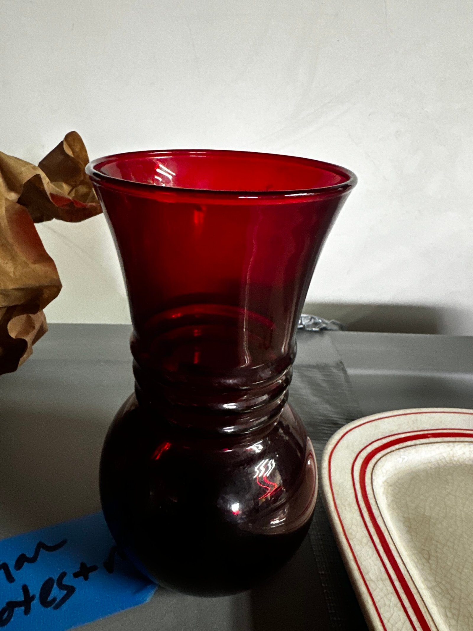 Vintage Art Deco Ruby Red Glass Vase – Bulbous Base & Ribbed Neck - Image 3