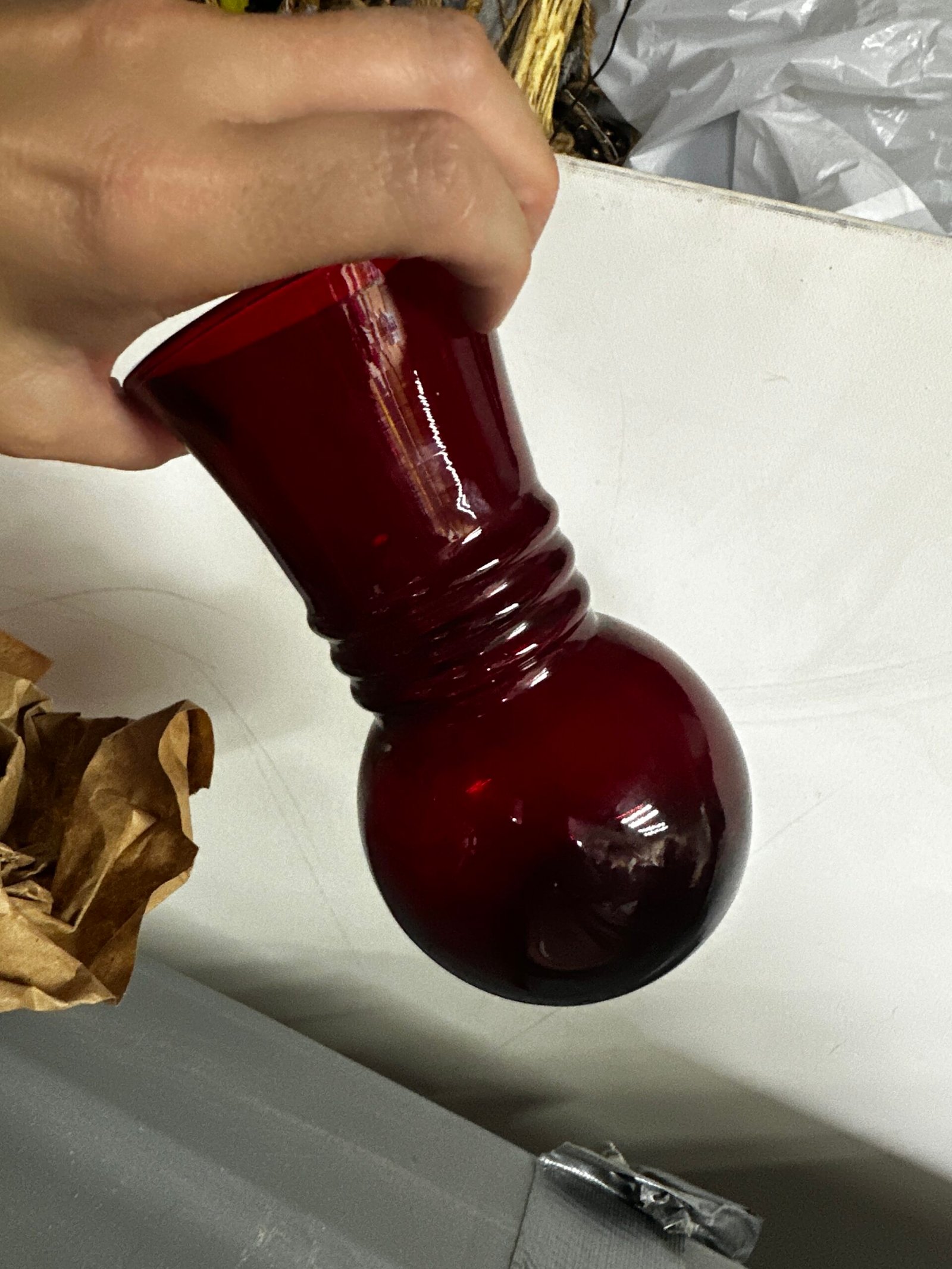 Vintage Art Deco Ruby Red Glass Vase – Bulbous Base & Ribbed Neck - Image 5