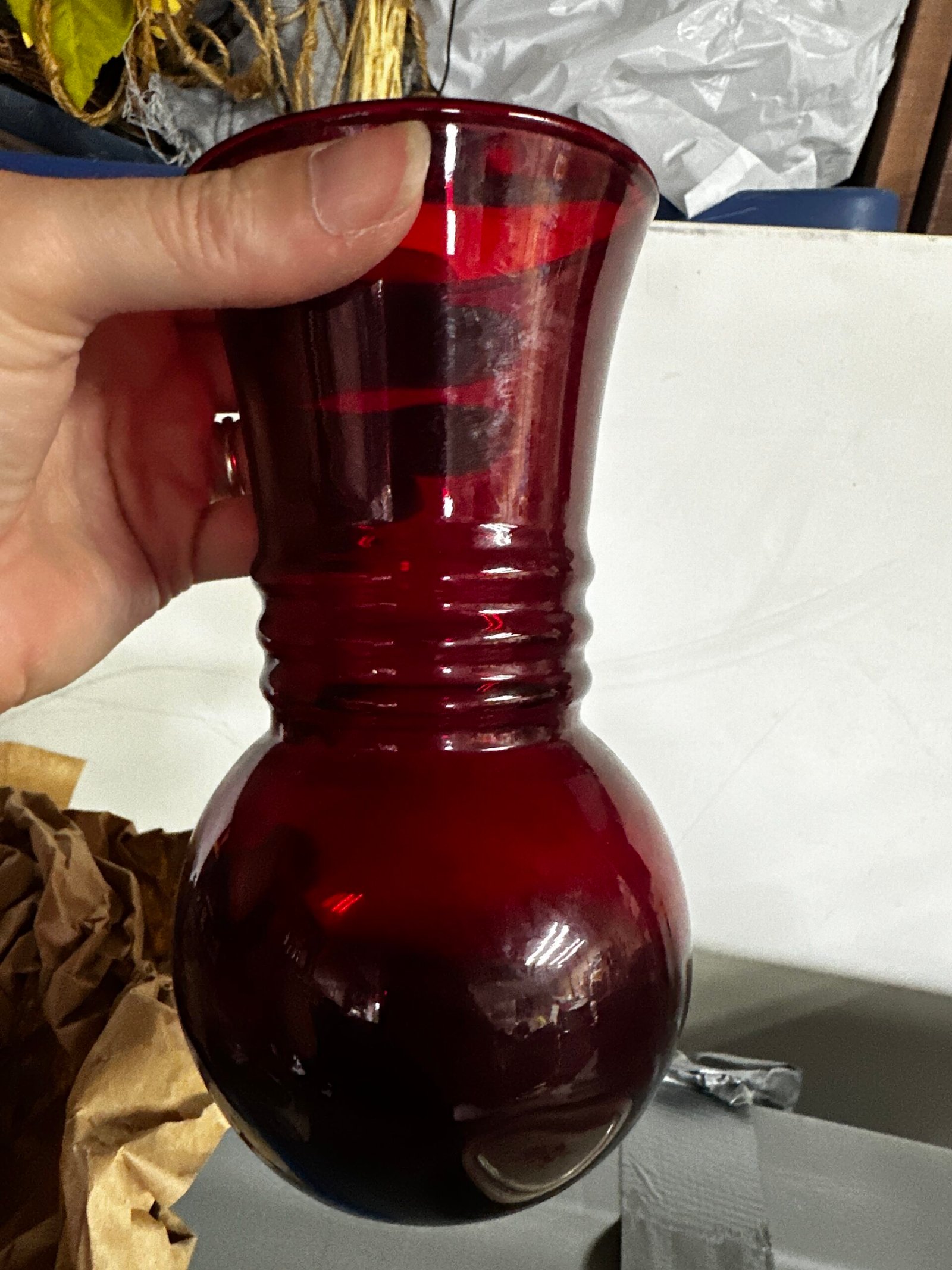 Vintage Art Deco Ruby Red Glass Vase – Bulbous Base & Ribbed Neck - Image 6